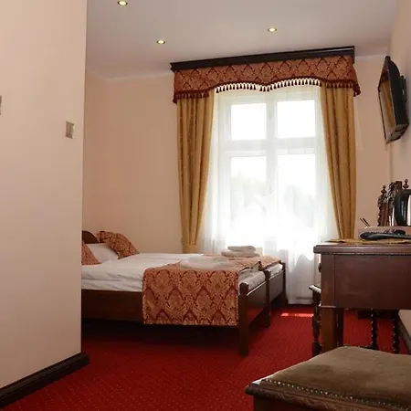 Palac Klanino Wierzchucino