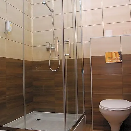 Θέρετρο Palac Klanino Puck