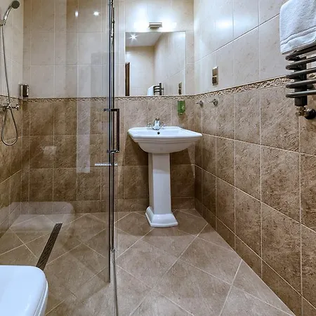 Pałac Kłanino 3*
