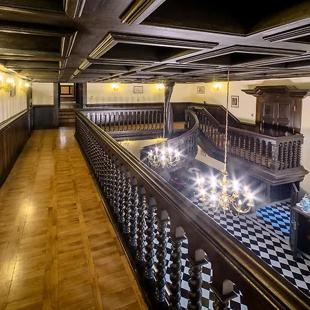 Palac Klanino 3* Wierzchucino