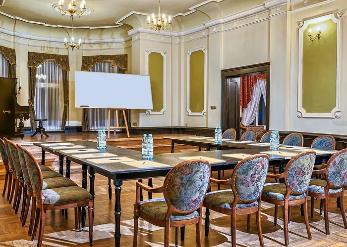 منتجع Palac Klanino