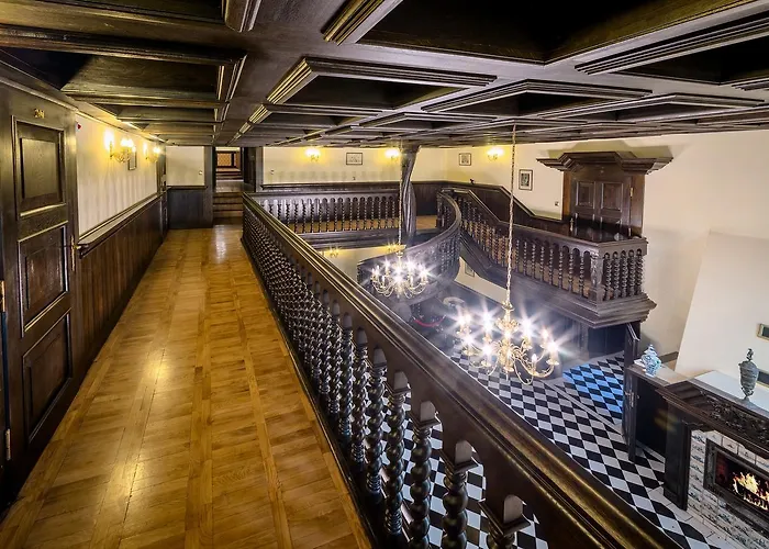 Palac Klanino 3* بوتسك