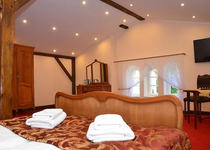 Palac Klanino منتجع 3*