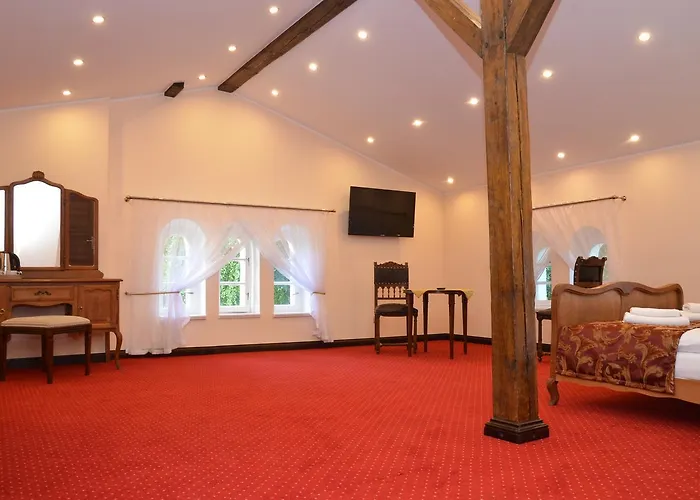 Palac Klanino 3* بوتسك